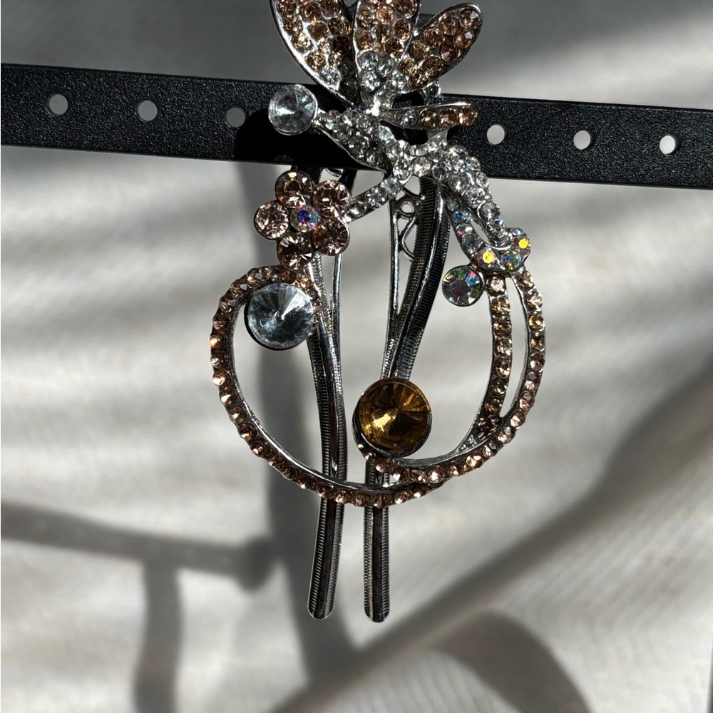 Ruby Lane Elegant Crystal Brooch with Brown and Silver Accents